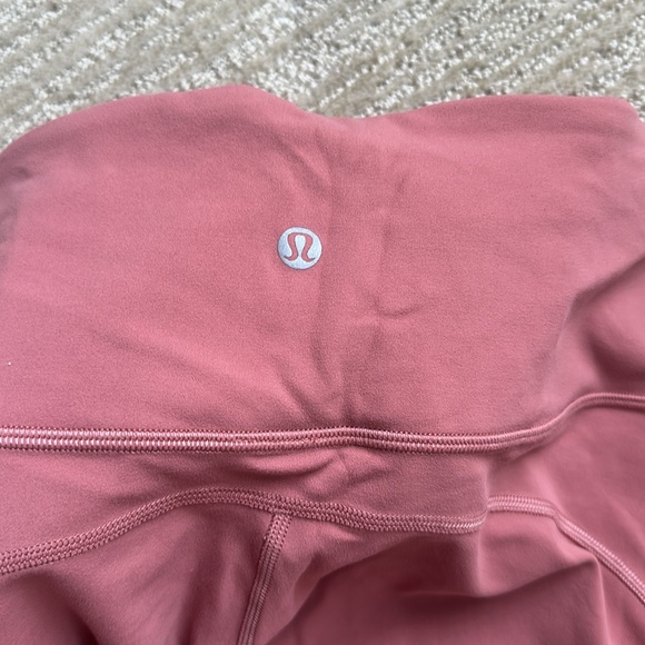 Lululemon Groove Super-High-Rise Flared Pant Nulu
Brier Rose - Picture 8 of 12